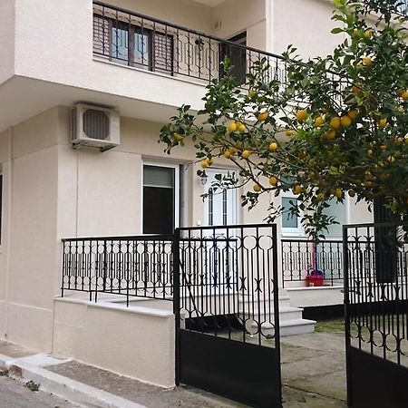 Eleni Apartment Сами Екстериор снимка